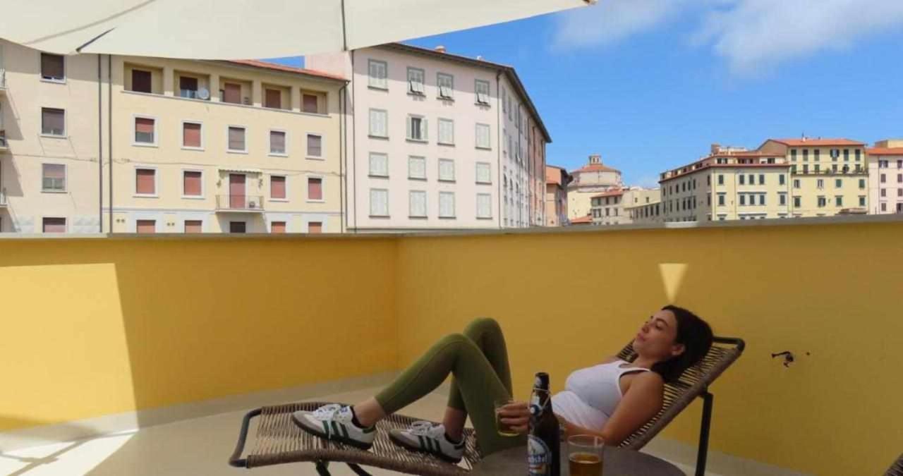 Waterfront Balcony I Grani 1 Resort Style Suite Livorno Kültér fotó